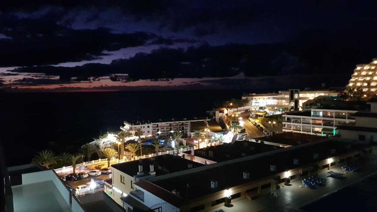 Playa De La Arena Puerto de Santiago (Tenerife)